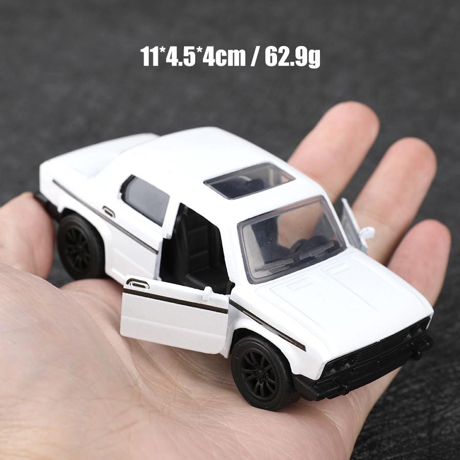 (Bagged) 1:38 Classic Alloy Lada Pullback Car, Retro Alloy Pullback Car, Children's Toy.