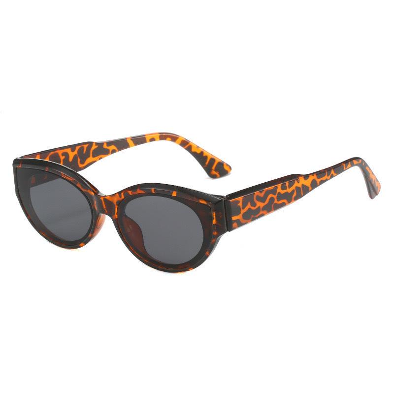 2023 Retro Cat-Eye Sunglasses - UV Protection for Men & Women