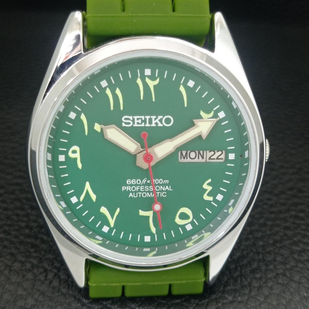VINTAGE REFURBISHED SEIKO AUTOMATIC 6309A JAPAN MENS GREEN DIAL WATCH A442732-1