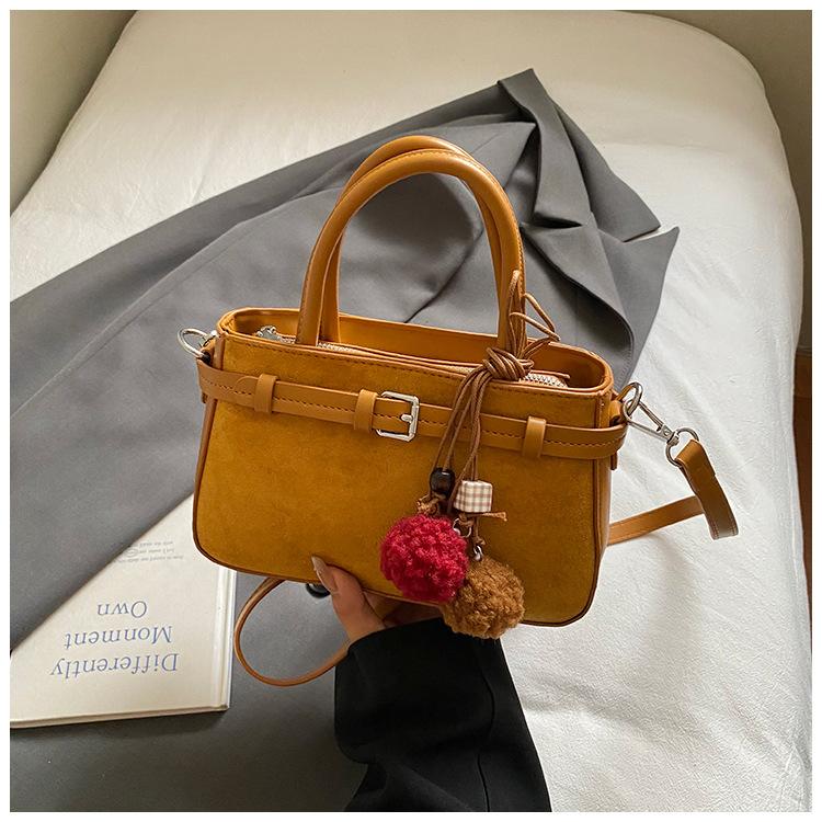 Vintage matte suede portable bucket bag women's bag 2025 new fashion high-end commuter bag shoulder messenger bag