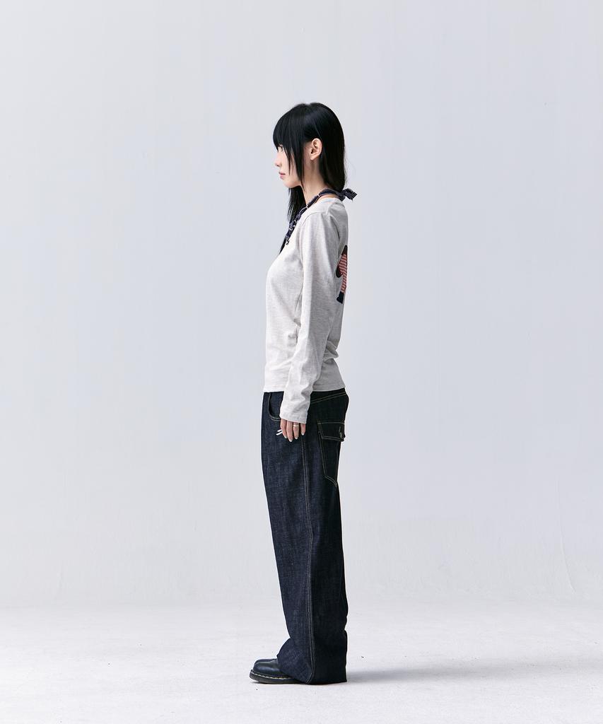 TANSANMAGNESIUM Pony Applique Long Sleeve (Oatmeal)