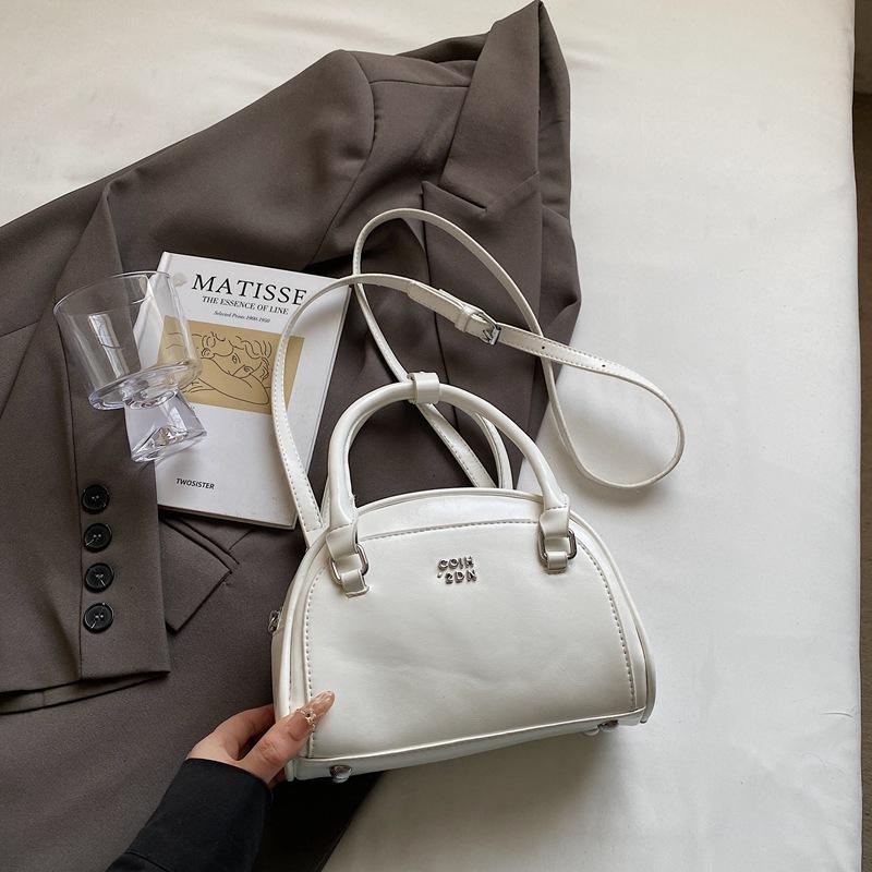 High-end small bag women's new spring and summer versatile messenger bag portable bowling bag