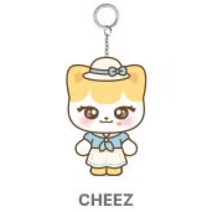 IVE COLLAB with EVERLAND - [ForEVER IVE] OFFICIAL MD MINIVE CAST PLUSH KEYRING
