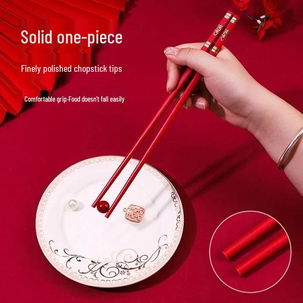 Nováčci: Získejte 5 párů za 0,01! Slavnostní červené svatební hůlky - Ideální pro radostnou oslavu!