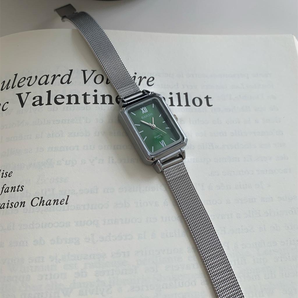 Mesh Belt Silver Powder Small Dial Square Women'S Watch Niche Temperament Student Simple Small Sugar Cube Fashion Versatile