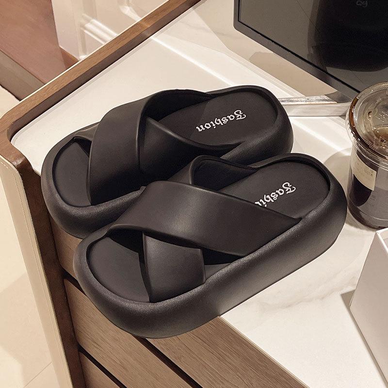 

Thick-soled cool slippers women s wear 2025 new Internet celebrity cross one-word drag sports muffin beach shoes 35