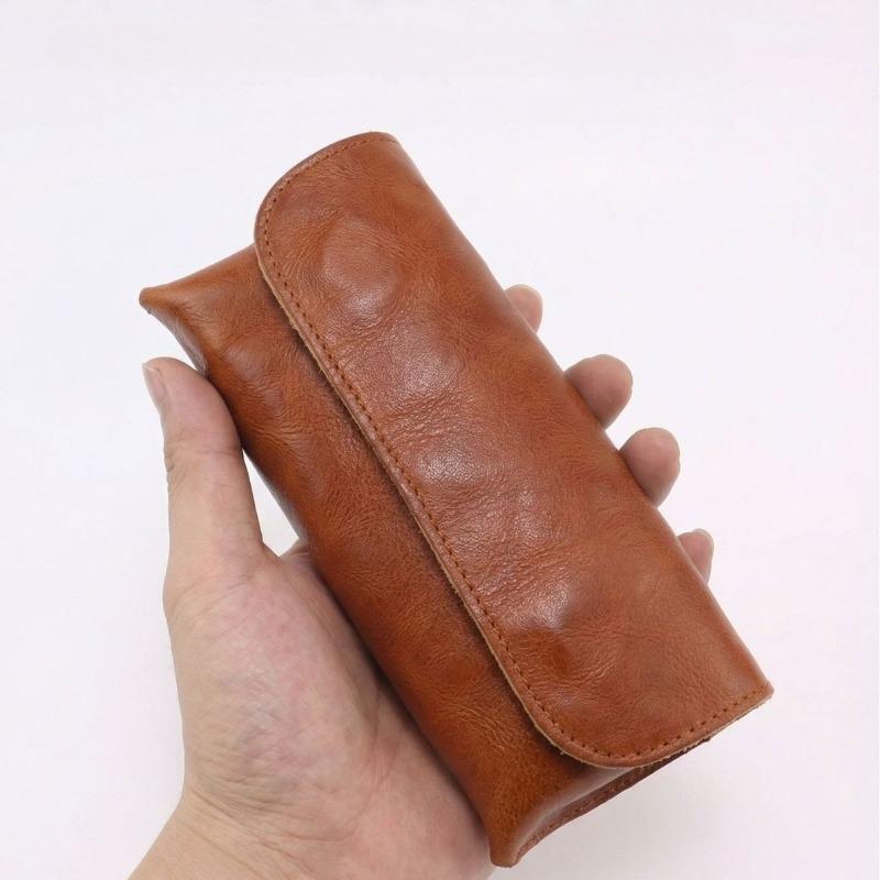 Scratch-Resistant Cow Leather Eyeglass Case,Sunglasses Protective Holder Portable Leather Pouch for Myopia Glasses & Sunglasses