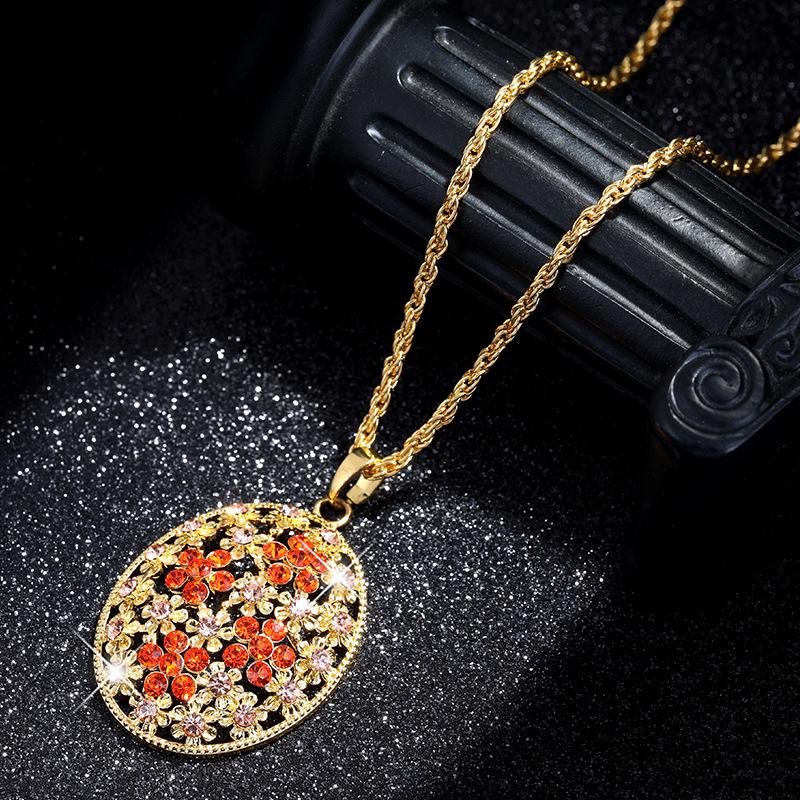 

Искусно изготовленное длинное красивое ожерелье-подвеска для женщин с очаровательной ромашкой и деталями-перьями Gold Coffee