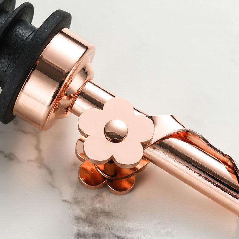 Stainless Steel Wine Pourer Olive Oil Bottle Pourer Spout Stopper Auto Open Close Cap Dust Proof Kitchen Bar Barware Tool