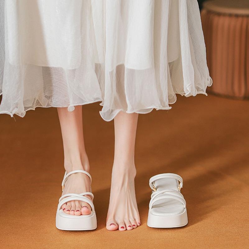 Sandales Romaines d'Été à Semelles Épaisses pour Femmes Nouvelles Sandales à Talons Hauts Rehaussées