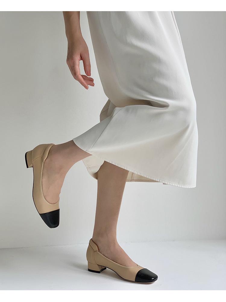Luxuriöse Handgefertigte Damen-Flats aus Echtem Lammleder - Farbblock-Design mit Quadratischer Spitze und Mittlerem Klobigen Absatz