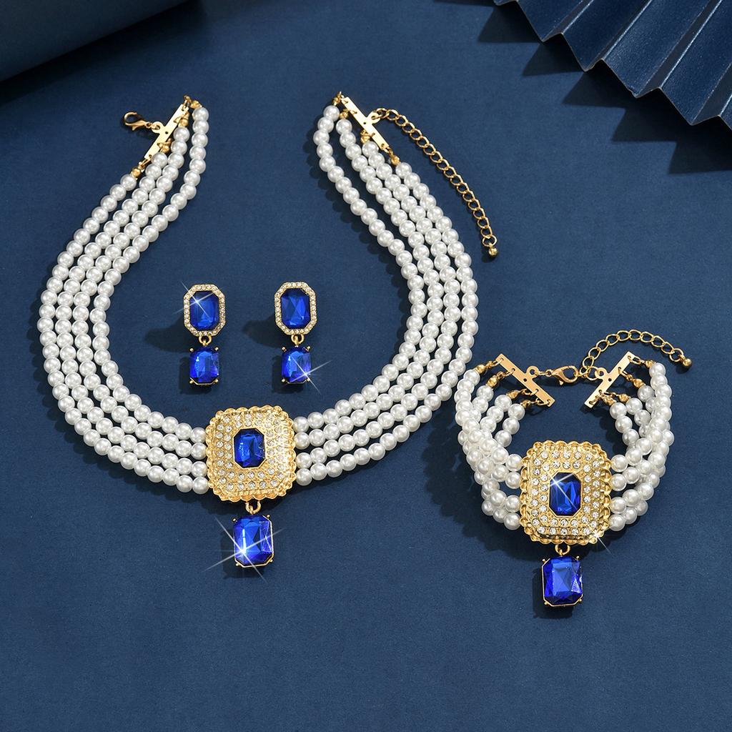 Temperament Leichter Luxus Quadratische Voll Diamant Wassertropfen Halskette Mehrschichtige Anti-Perlen Halskette Ohrringe Armband Dreiteiliges Set