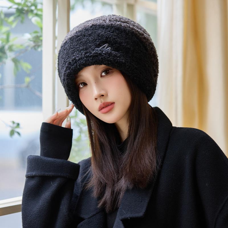 

Зимняя шапка Флисовая Утолщенная шапка Женская Велосипедная Ветрозащитная и Холодная Теплая шапка Модная Цветовая гамма Защита ушей Интегрированная шапка one size