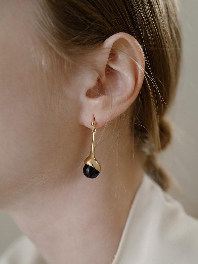 Fiore Stone Bud Drop Earring (Onyx)