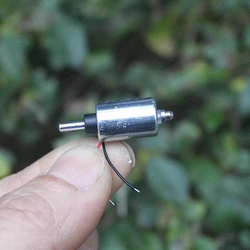1 stk DIY Fingeravtrykkslås DC 7.4V 9V 12V Mini Rund 10mm Sylinder Suge Skyv-Trekk Type Lineær Solenoid Elektromagnet