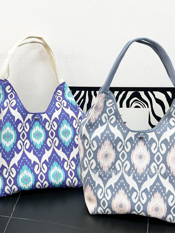 Xinjiang Women's Ethnic Style Knitted Handbag - Simple, Large Capacity Shoulder Bag for Commuters