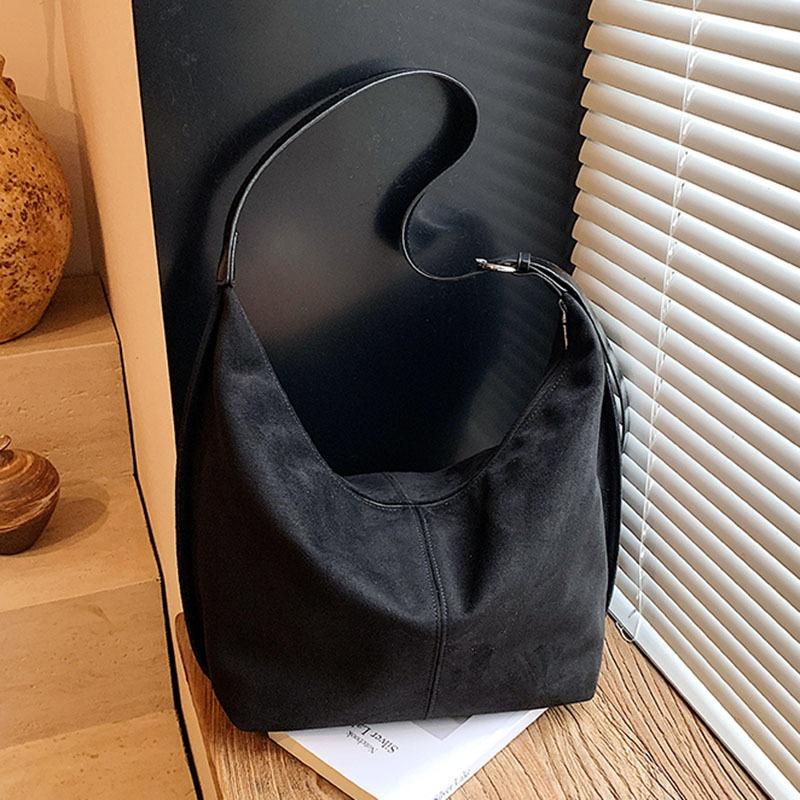 Suede Bag Women's Large-capacity New Autumn and Winter Shoulder Messenger Bag Retro Commuter Tote Bag