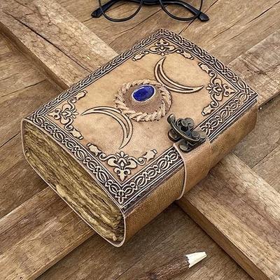 Skórzana księga zaklęć Dziennik dla mężczyzn i kobiet, Wicca Wiccan Pagan Witchcraft Writing Notebook, puste nieliniowane strony