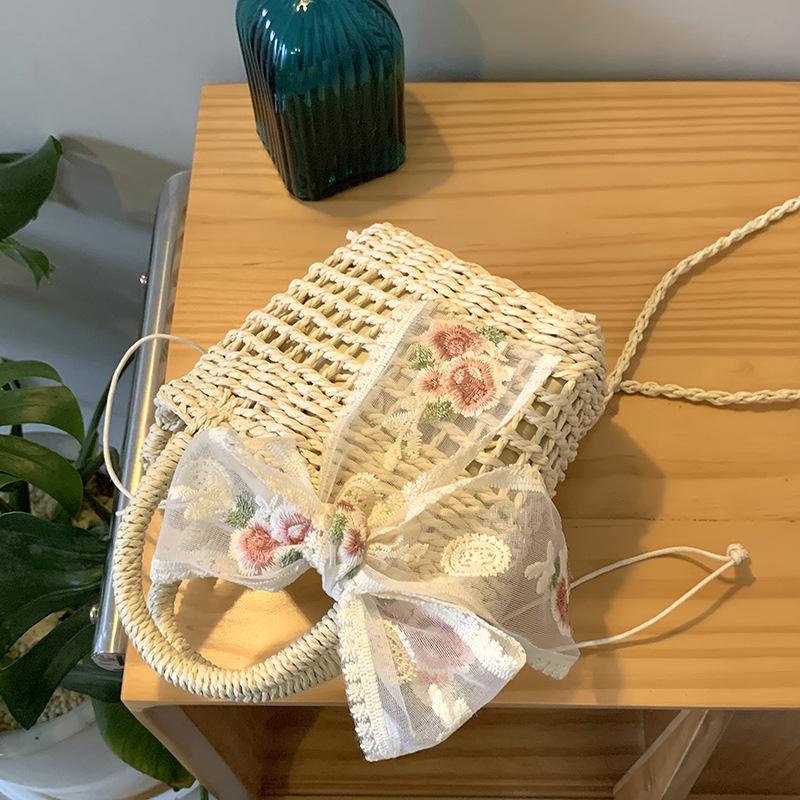 Yogodlns Blumenstickerei, Schleife, Dekor, Strohtasche, gewebt, hohle Schultertasche, Urlaubs-Strandtasche, Sommer-Umhängetasche, Handtasche