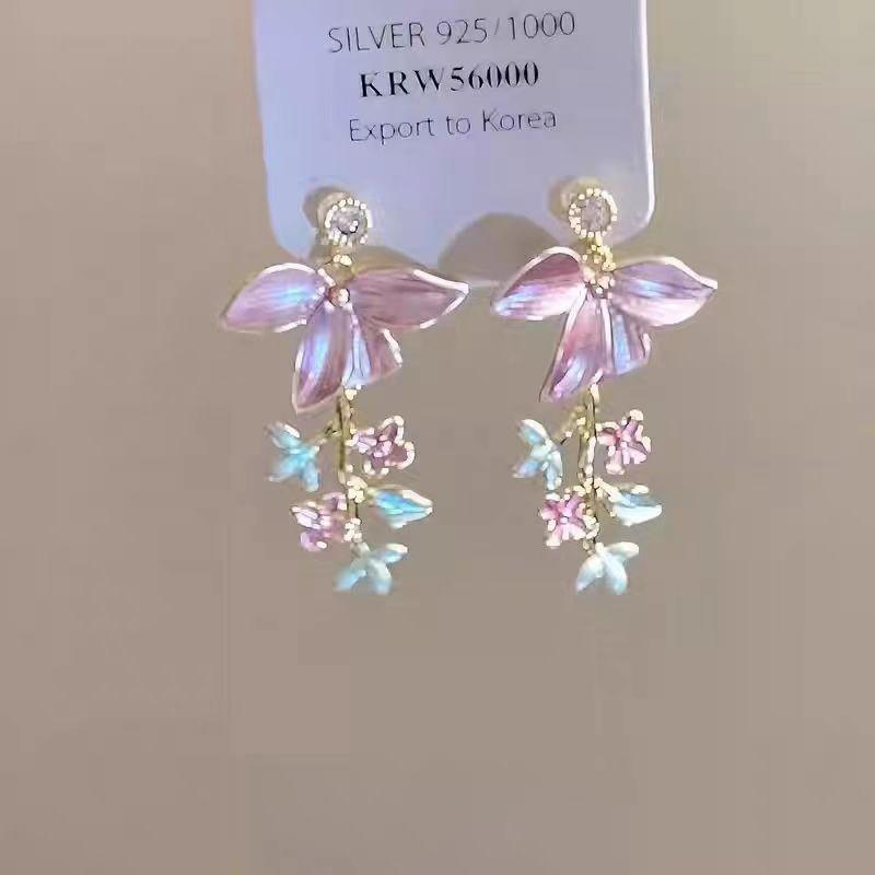Old And Beautiful~ Fringed Earrings Niche Long Flower Butterfly Stud Earrings Exquisite Versatile Light Luxury Ears