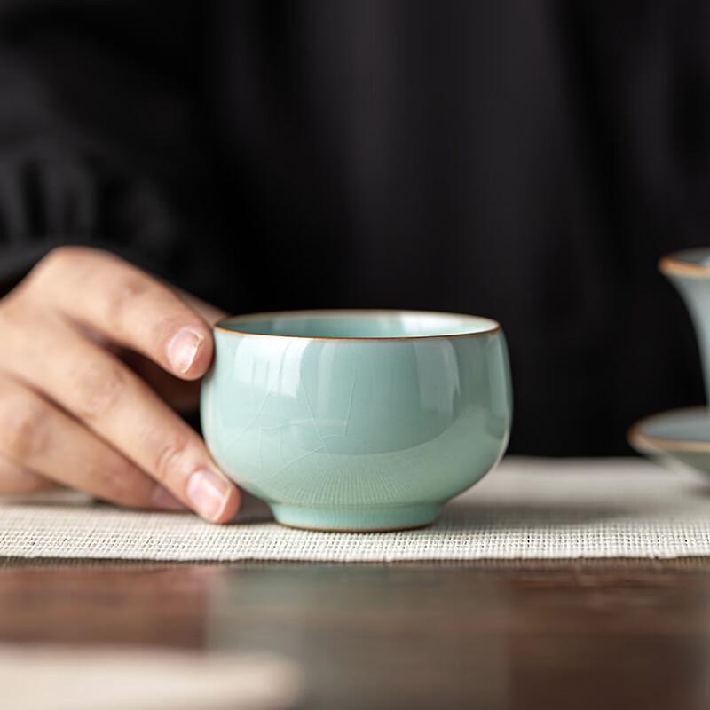 Gold-Inlaid Jade Ru Kiln Ceramic Master Tea Cup