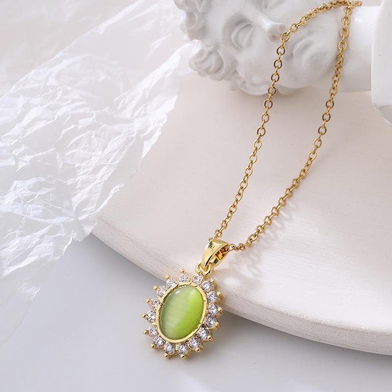 Fashionable Heart Titanium Steel Necklace: Women's Clavicle Chain, Hip Hop Style, Niche Design.