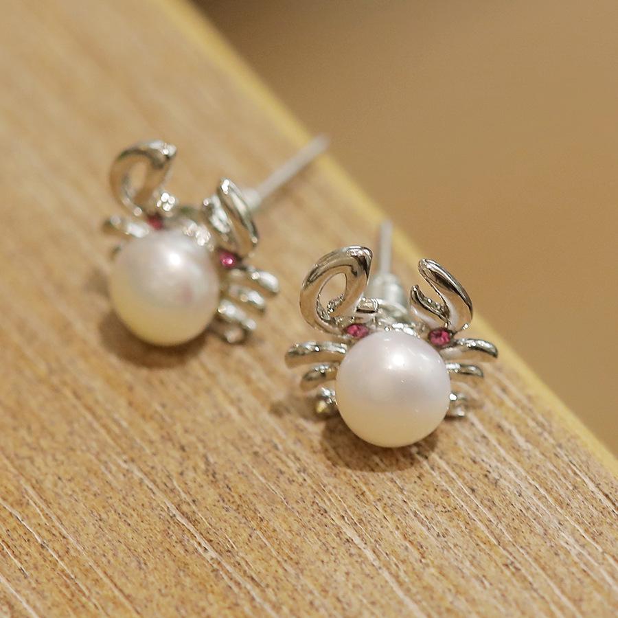 Pearl Crab Stud Earrings - European & American Fashion Jewelry