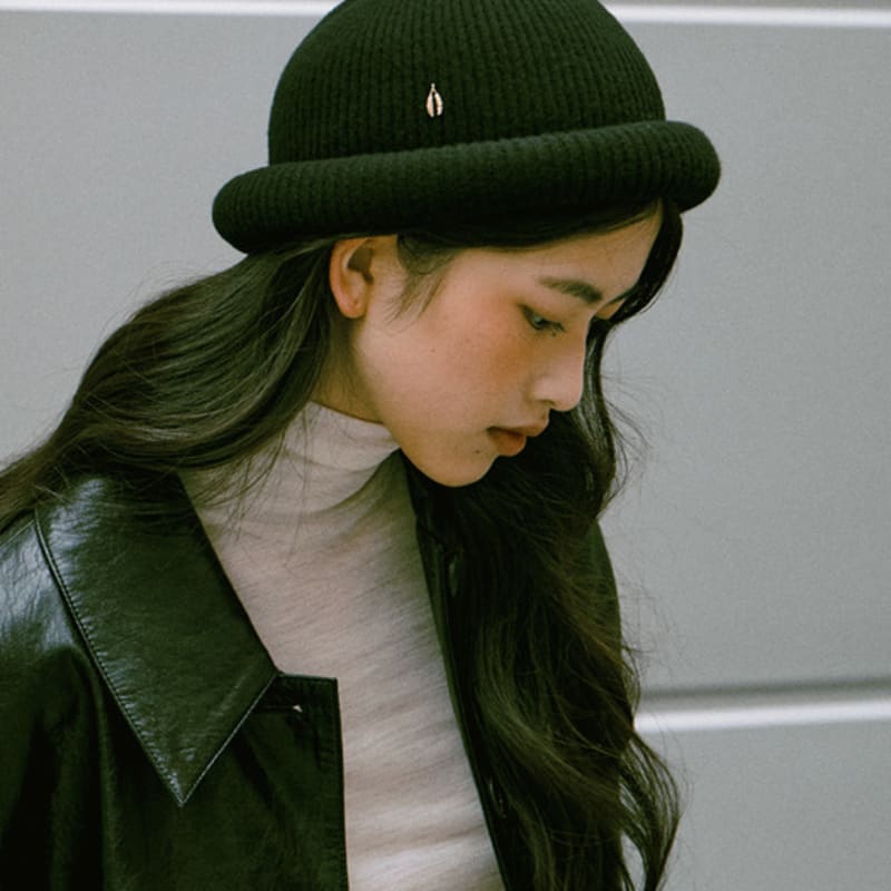 

SHINJEO Dotori Hat_Vertical line_Black FREE