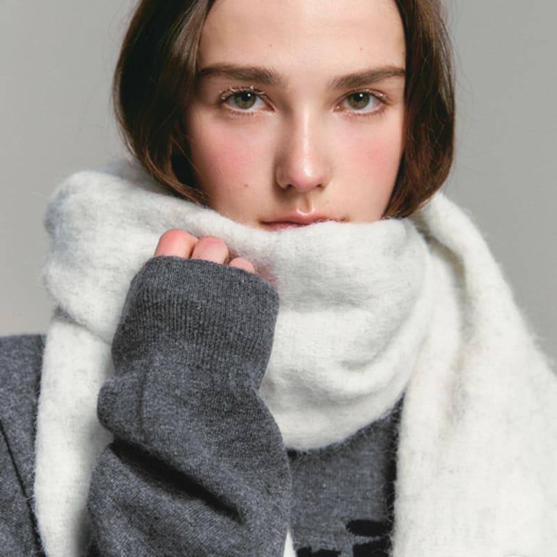 Marieclaire Soft Solid Big Wool Muffler (MAEDSC07MIV)