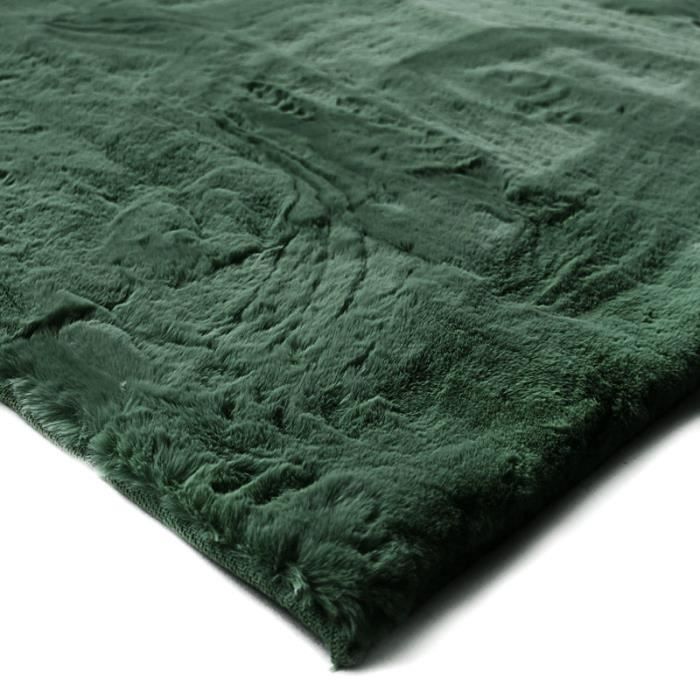 Rug - THE DECO FACTORY - SIBERIA - 160 X 220 Cm - Dark Green - Extra-soft Imitation Fur