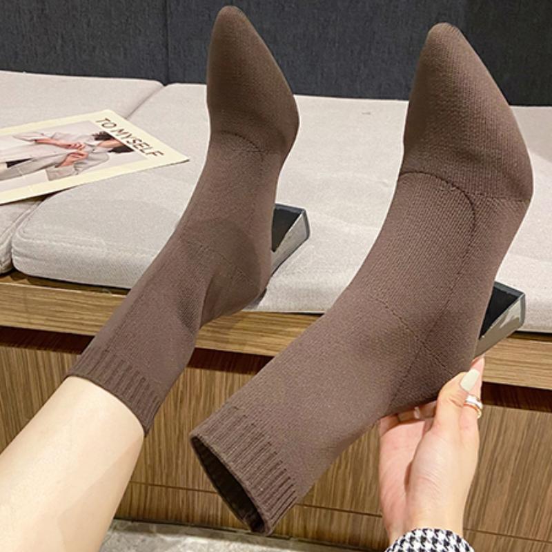 Trendige elastische Sockenstiefel 2024 Herbst Winter Neuheit Einfarbig Schlichte Mittelsohle Vielseitig Bequem Hochhackige Damenstiefel