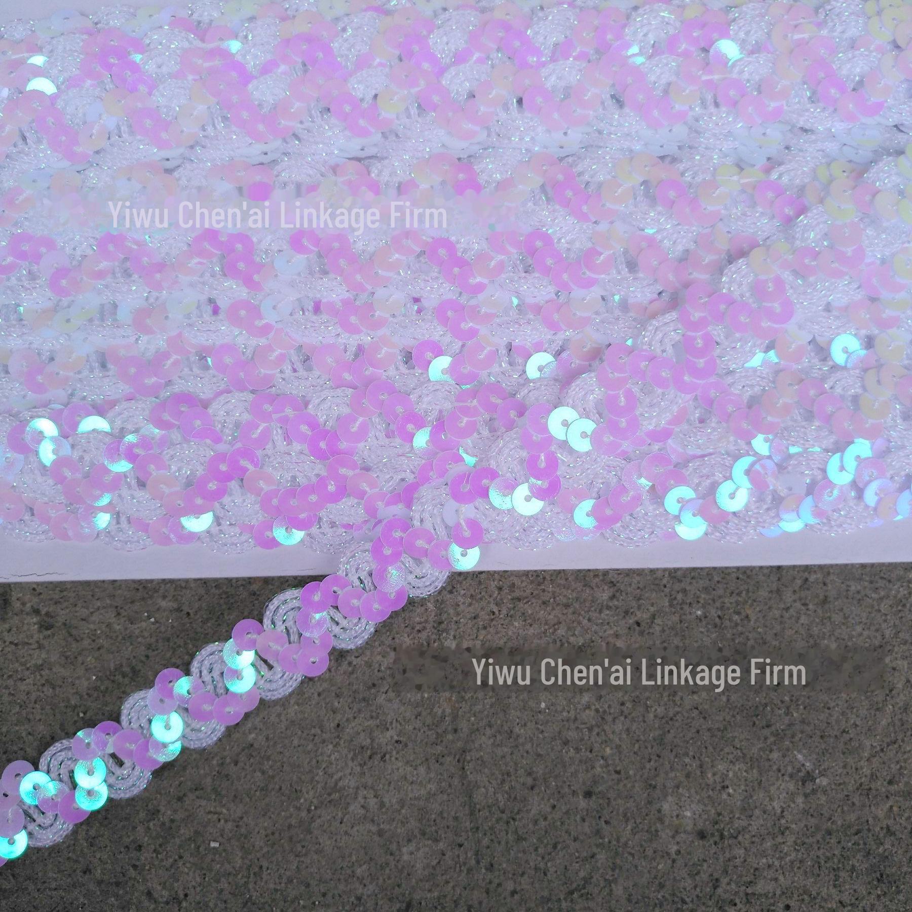 

Лента кружевная с золотыми и серебряными пайетками: S-образная волна 1,5 см с цветным поясом, идеально подходит для аксессуаров сценической одежды.