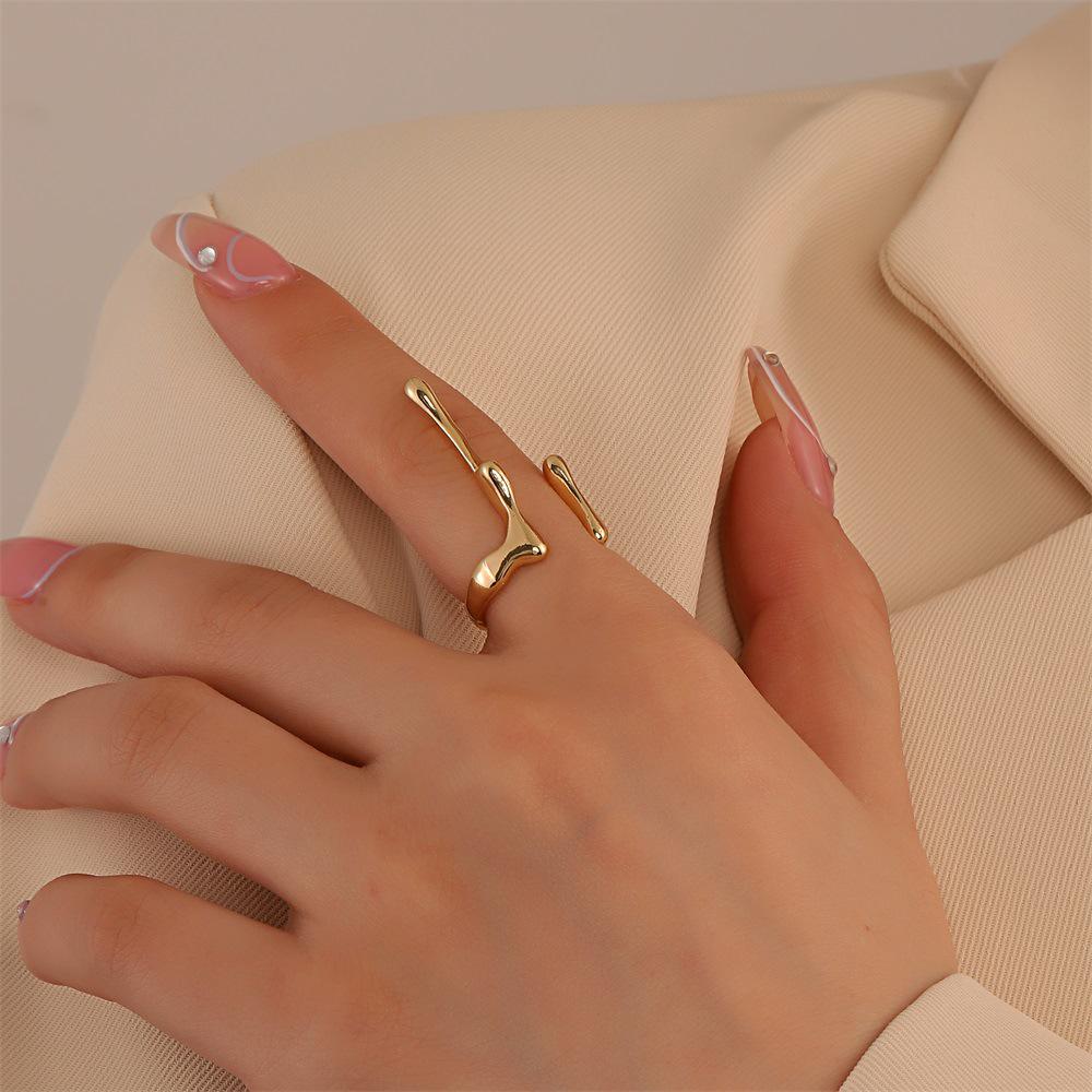 High-End Women's Fashion Irregular Pleated Texture Open Finger Ring Set