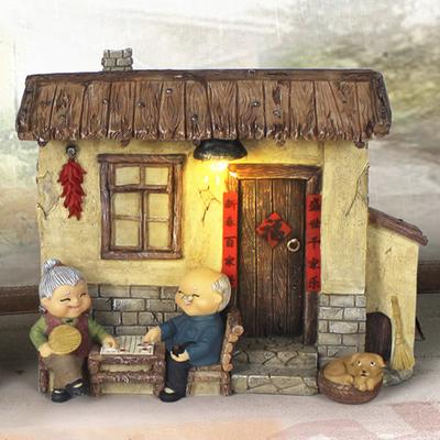Liebevolles Altes Paar Skulptur Harze Großeltern Figur für Garten- und Tischdekoration Hochzeiten Jubiläen Geschenk