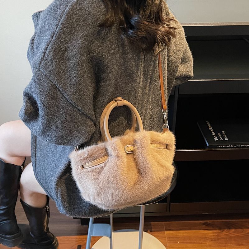 Neue Damen Plüsch Eimer Tasche - Herbst/Winter Strukturierte Schulter & Crossbody Tasche