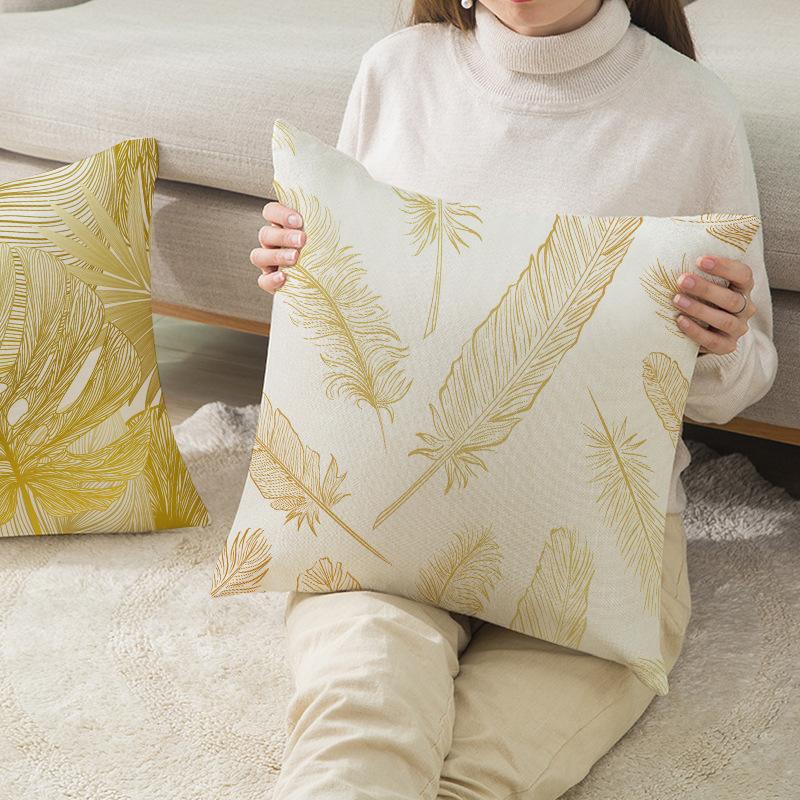 Kaufe Neuer goldener Muster Pfirsichleder Samt Kissenbezug Nordischer leichter Luxus Wohnzimmer Sofa Kissenbezug zum Preis ab 89