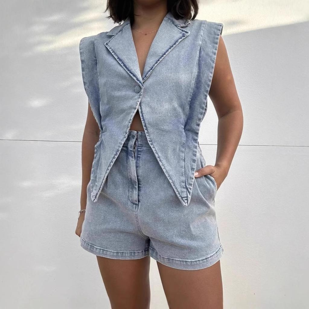 Damen Jeans-Strampler mit Reverskragen, ärmellos, schmal geschnitten, elastischer Bund, dreieckiger Saum, kurzer Jumpsuit, Streetwear, lässiges Outfit