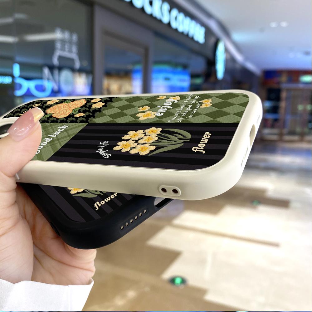Stylish Flowers Lattice Pattern PU Leather Phone Case for iPhone 15 14 13 12 Pro Max Samsung Galaxy S23 Ultra S20 FE A52 Redmi Xiaomi POCO Soft Cover