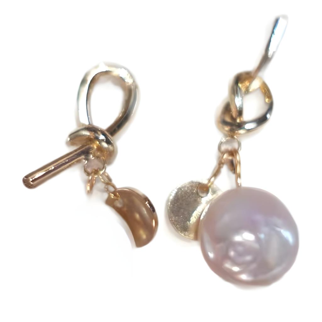 Natural Baroque Freshwater Pearl Earrings with a Sophisticated and Vintage Metal Design, Unique and Stylish