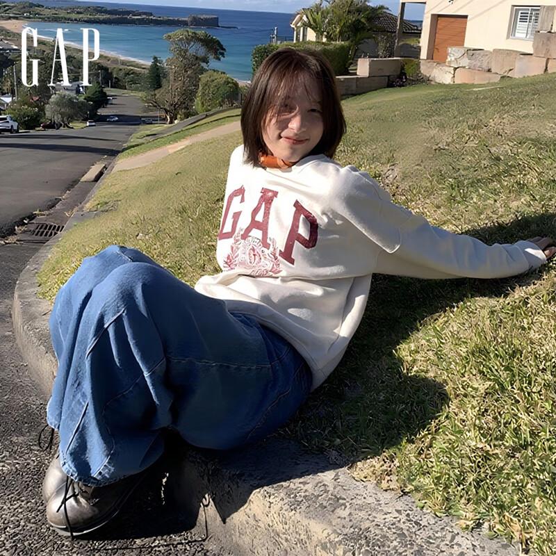 

Gap Women s 2025 Fall LOGO Carbon Soft Brushed Fleece Loose Sweatshirt L US / XL Asia