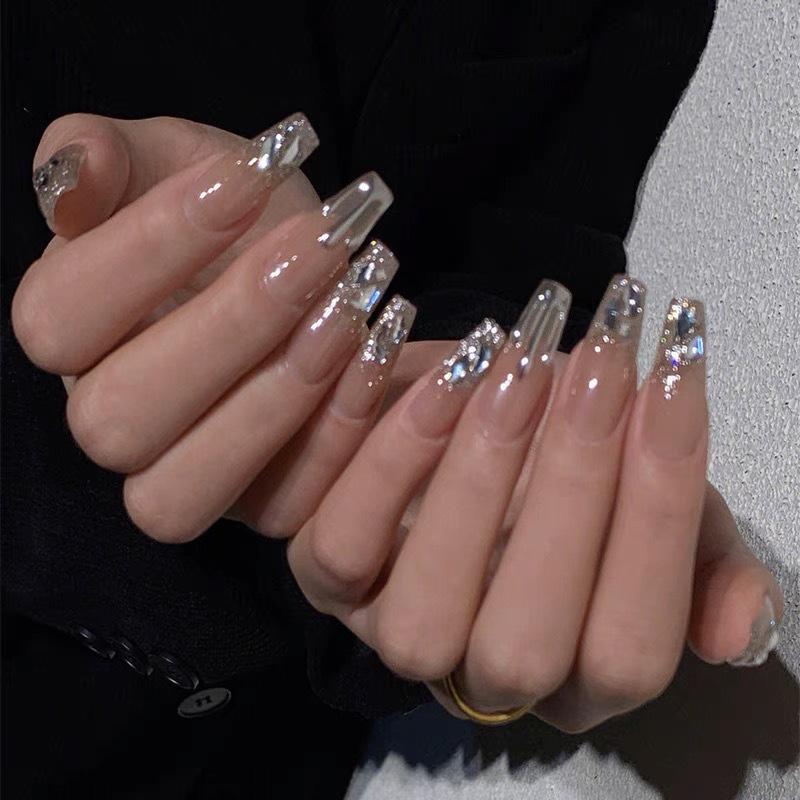 Xiaohongshu Sparkling Galaxy Nail Stickers: Removable, Advanced Whitening, Long-lasting Wearable Manicure.