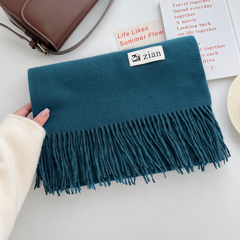 New casual versatile simple solid color warm scarf gentle Japanese and Korean version fashion atmosphere fringed shawl