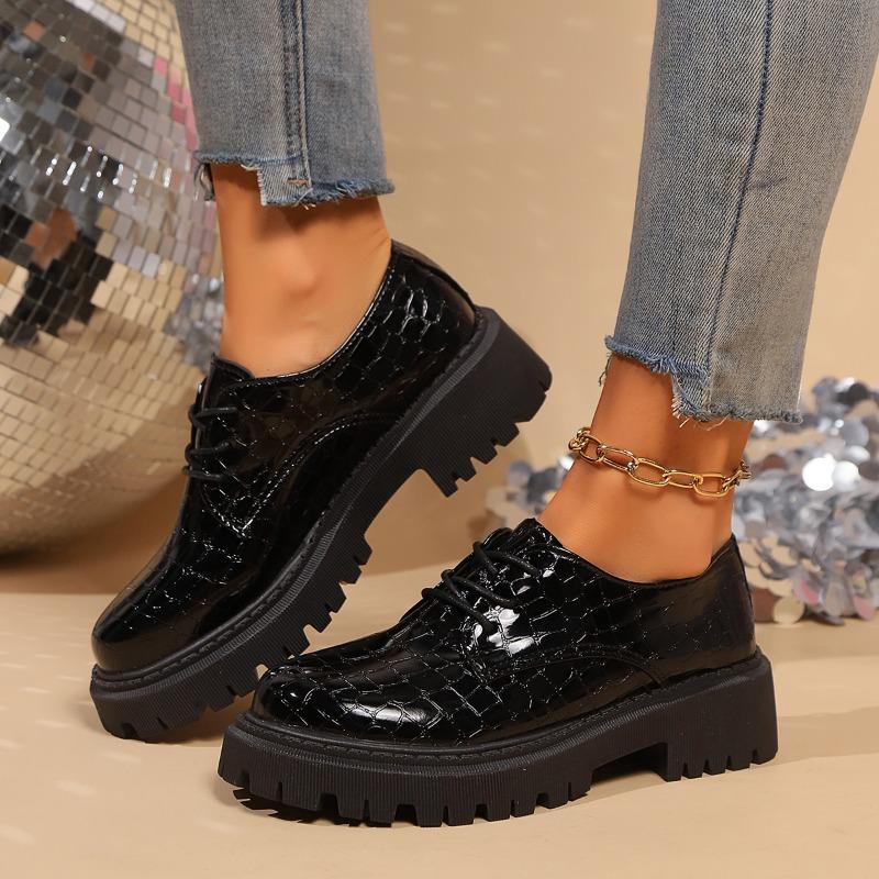 Patent Leather Thick-soled Oxford Shoes for Women Snake Print Round Toe Lace-up Shoes Outdoor Leisure Daily Commute Workplace