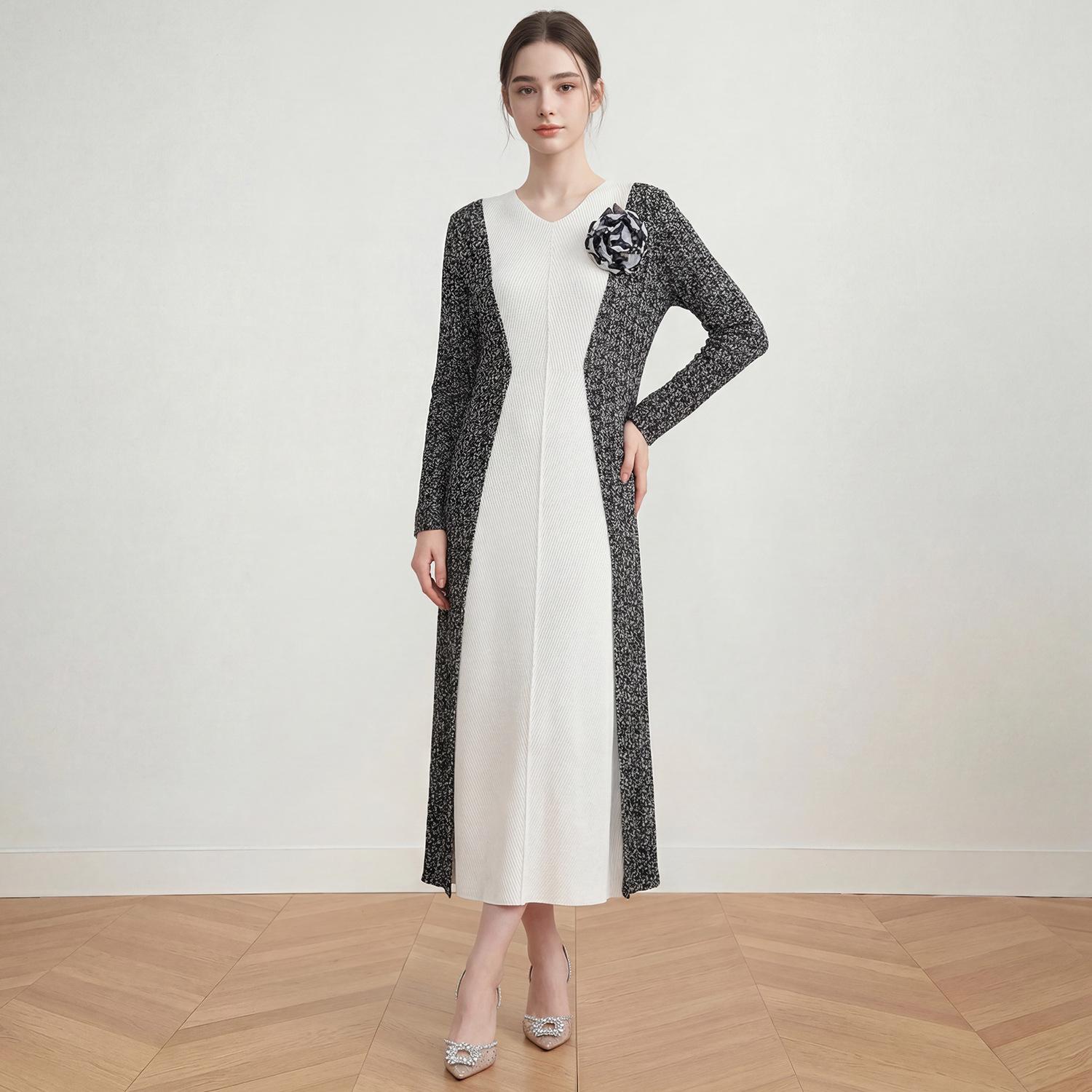 

Miyake Style Long-Sleeved Color Block Slim Fit Dress - 2026 Spring Collection for Women One Size