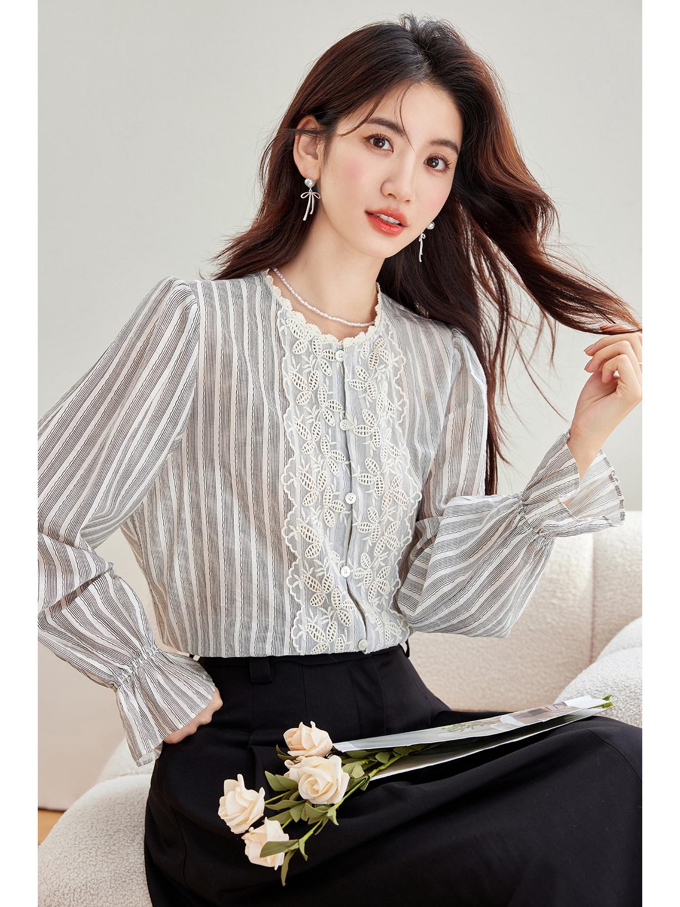 

В наличии Ретро Французский Сетчатый Полосатый Кружевной Топ с Длинным Рукавом на Осень S