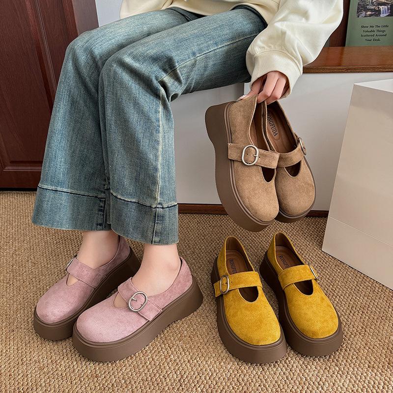 Round Head Brown Retro Platform Small Leather Shoes Women's 2025 New Spring and Autumn Skirt Heightening French Mary Jane Single Shoes