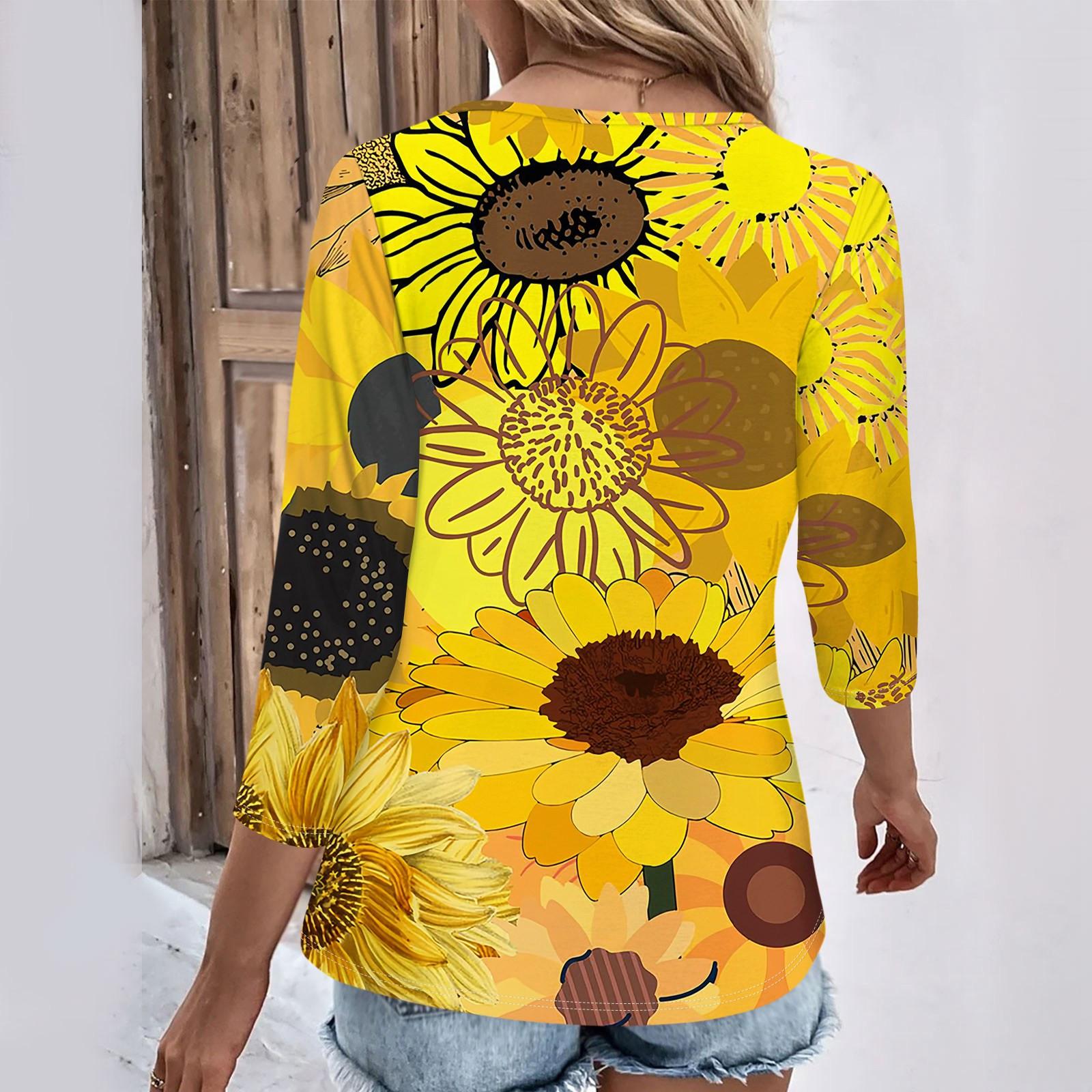 Женские повседневные футболки с рукавом 3/4 для выходных с V-образным вырезом и принтом — фото 4