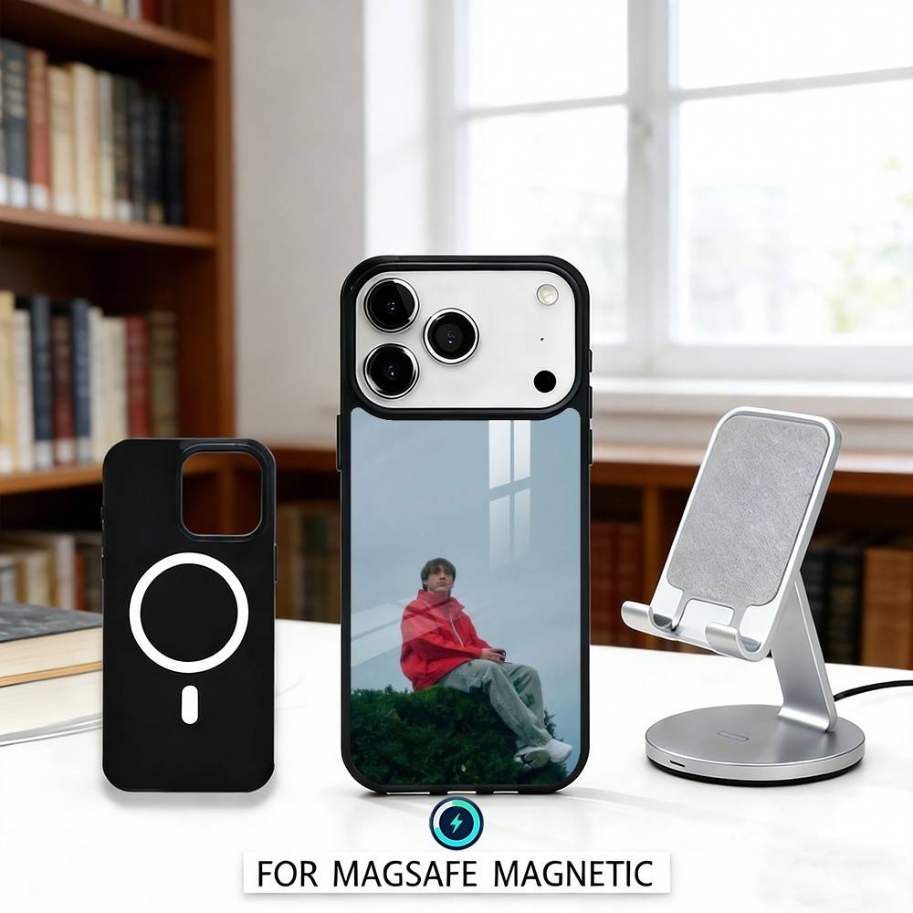 P-Paulo L-Londra Phone Case For iPhone17,16,15,14,13,12,Pro,Max,Magnetic For Magsafe Wireless Charging iphone16e