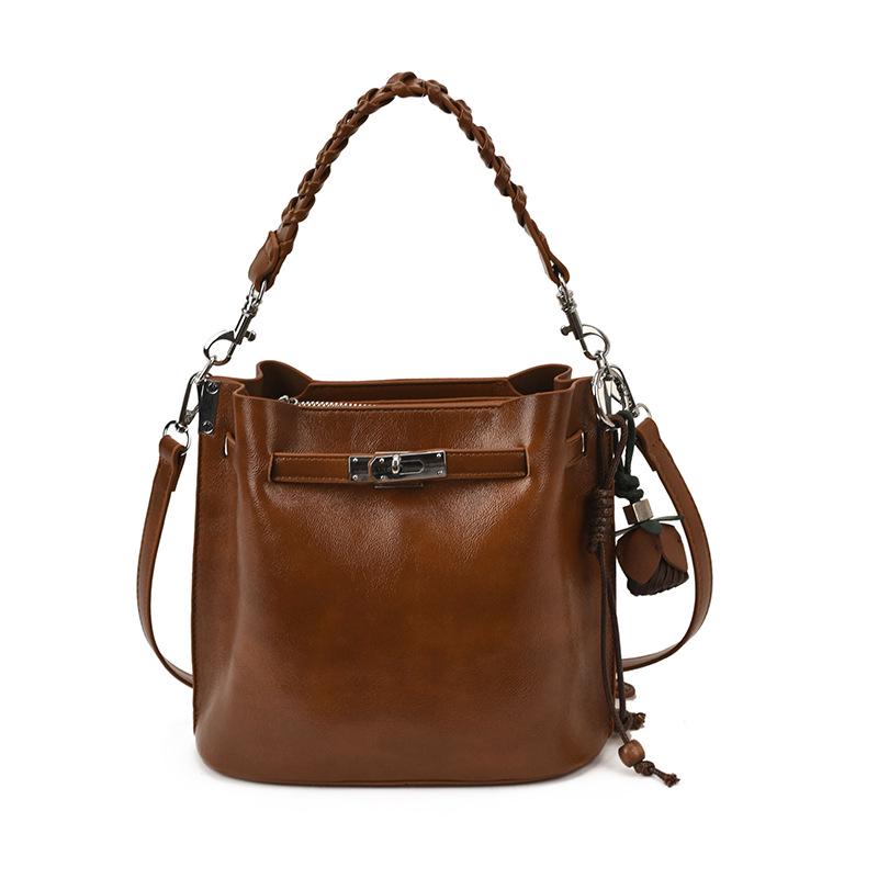 

Women s Retro Woven Bucket Crossbody Bag - European & American Style, Single Shoulder Underarm High-End Casual Bag