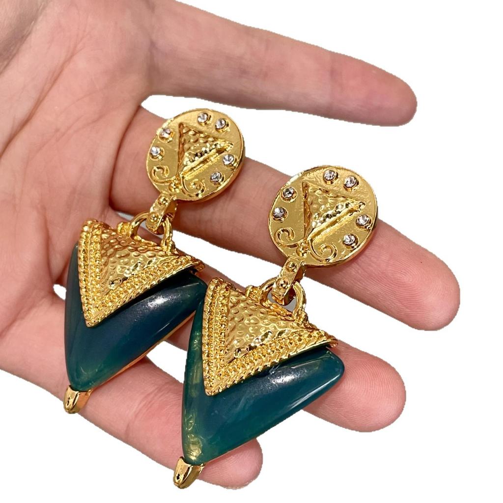 Elegant Dark Green Rhinestone Triangle Earrings with Gold Inlaid Geometric Design